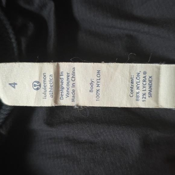 Rare 2010 Lululemon 1st 5 Miles Shrug - Picture 5 of 5